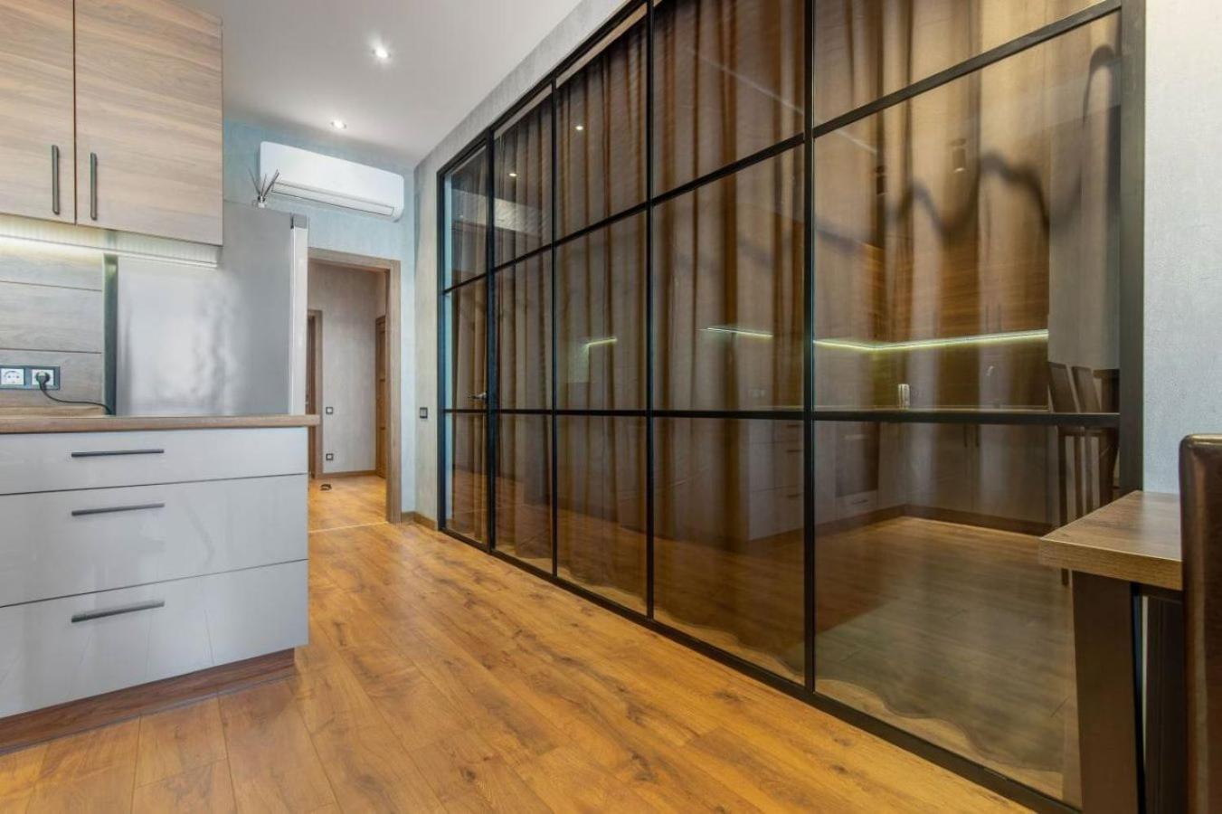 אודסה Sea Symphony Luxury Apartments מראה חיצוני תמונה