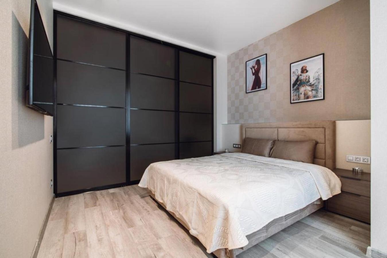 אודסה Sea Symphony Luxury Apartments מראה חיצוני תמונה