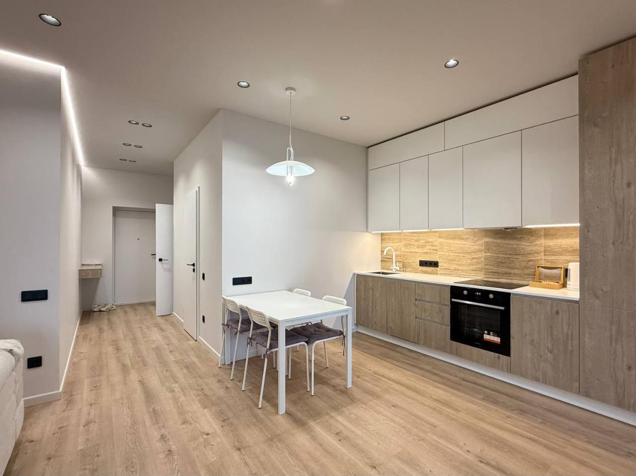 אודסה Sea Symphony Luxury Apartments מראה חיצוני תמונה